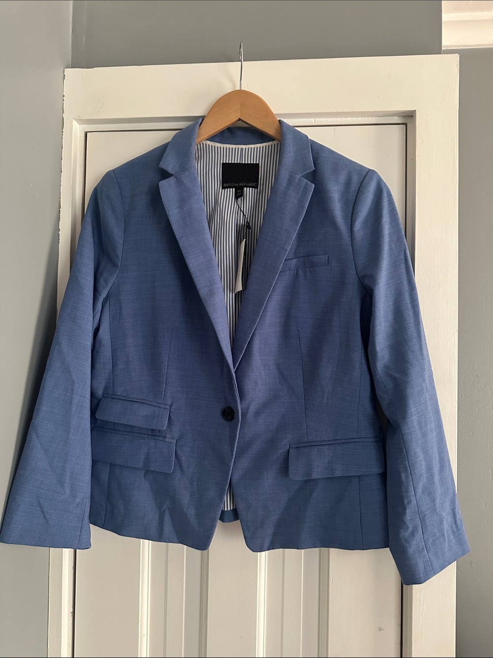 Banana Republic NWT Blue Lightweight Italian Wool Single-Button Blazer - Size 10